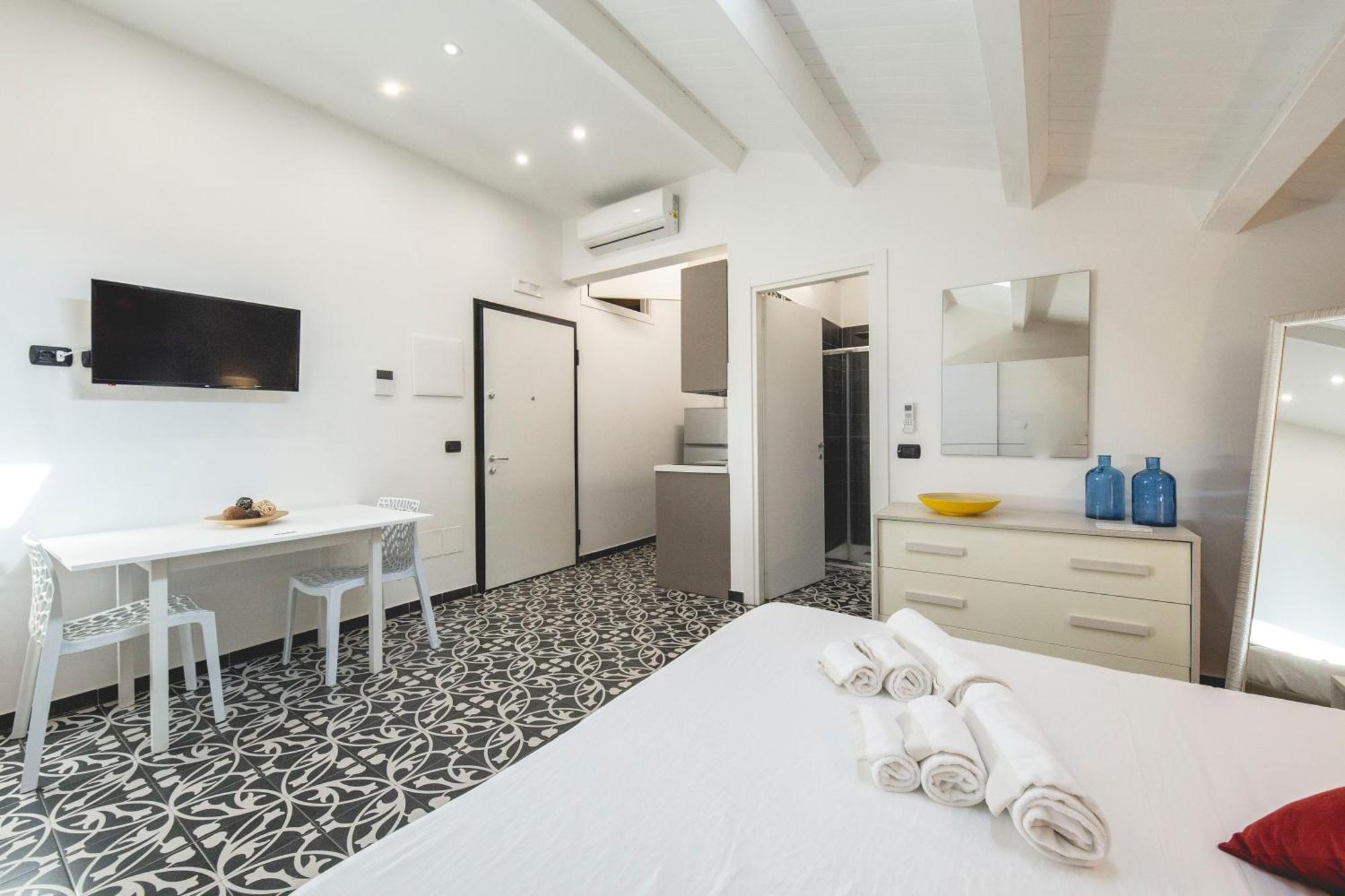 Pietranera Residence คาตาเนีย ภายนอก รูปภาพ