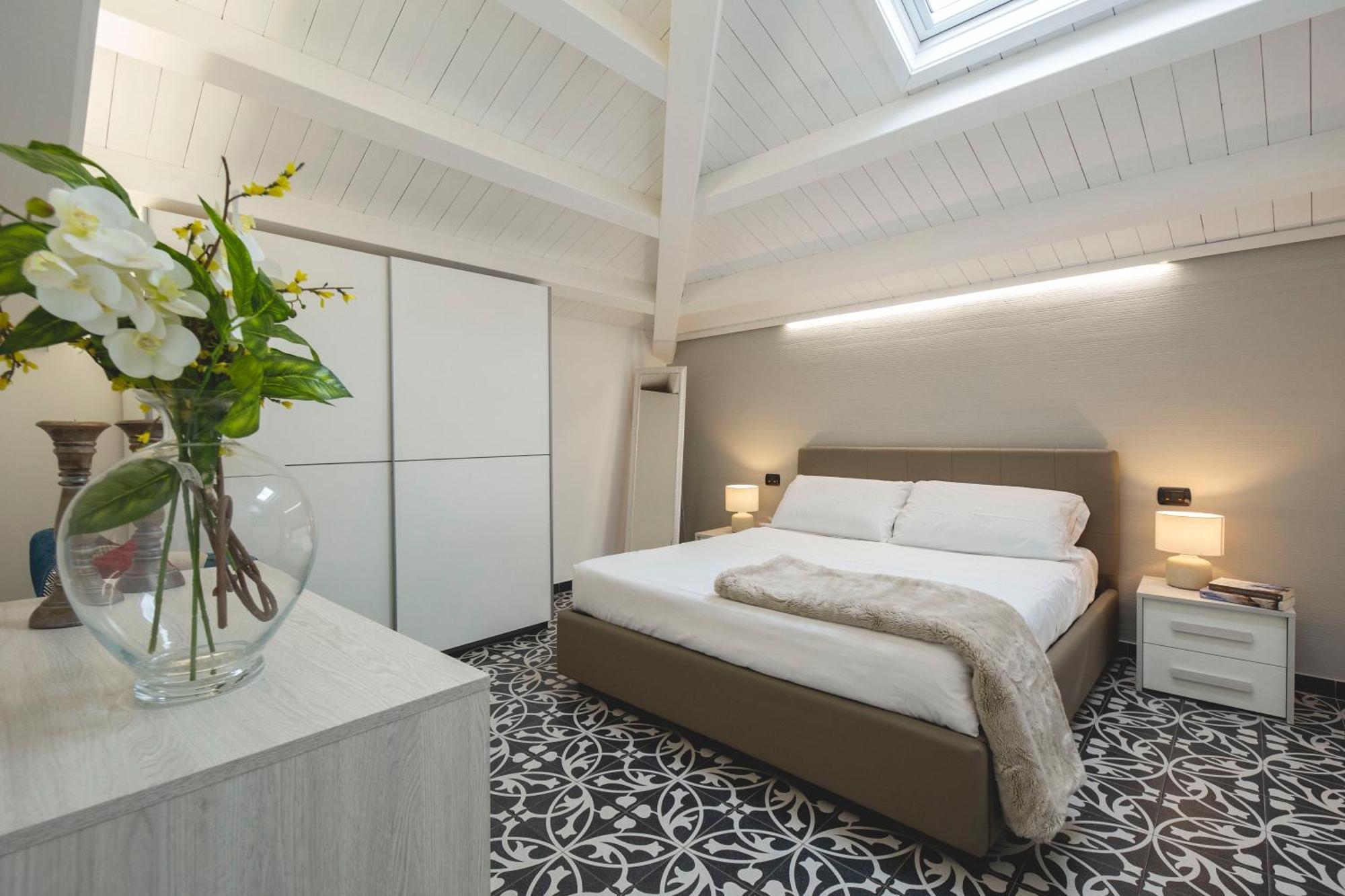 Pietranera Residence คาตาเนีย ภายนอก รูปภาพ